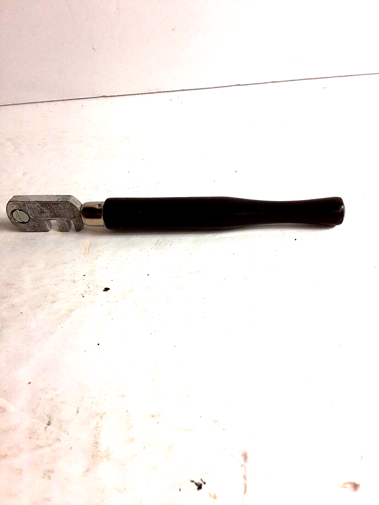 Vintage Red Devil Glass Cutter Wood Handle E22
