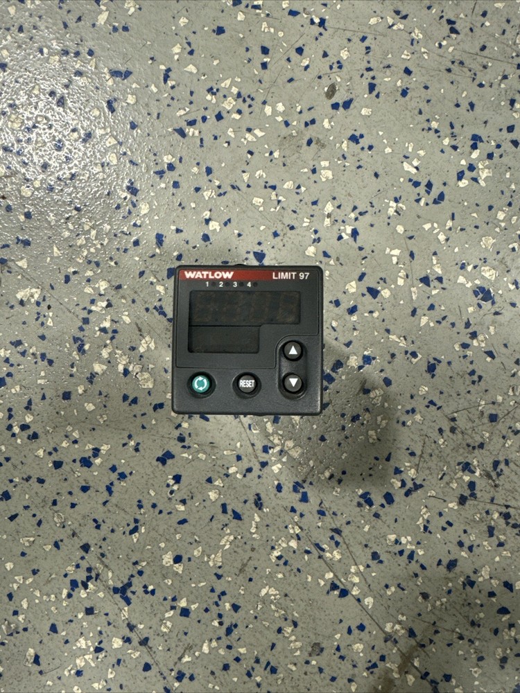 Watlow 97A0-DDDA-00RG Temperature Controller High Voltage 100-240 60Hz