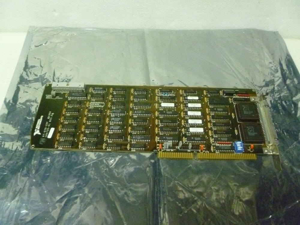 National Instruments AT-DIO-32F High Speed 32-Bit Parallel Digital I/O Interface