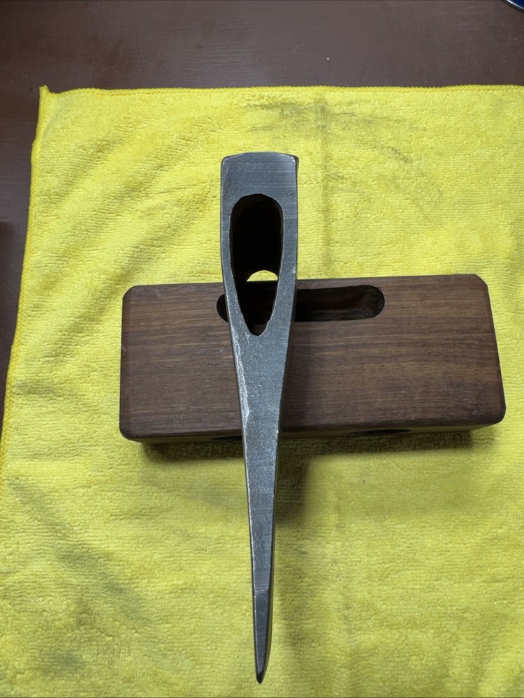 Collin’s Single Bit Axe
