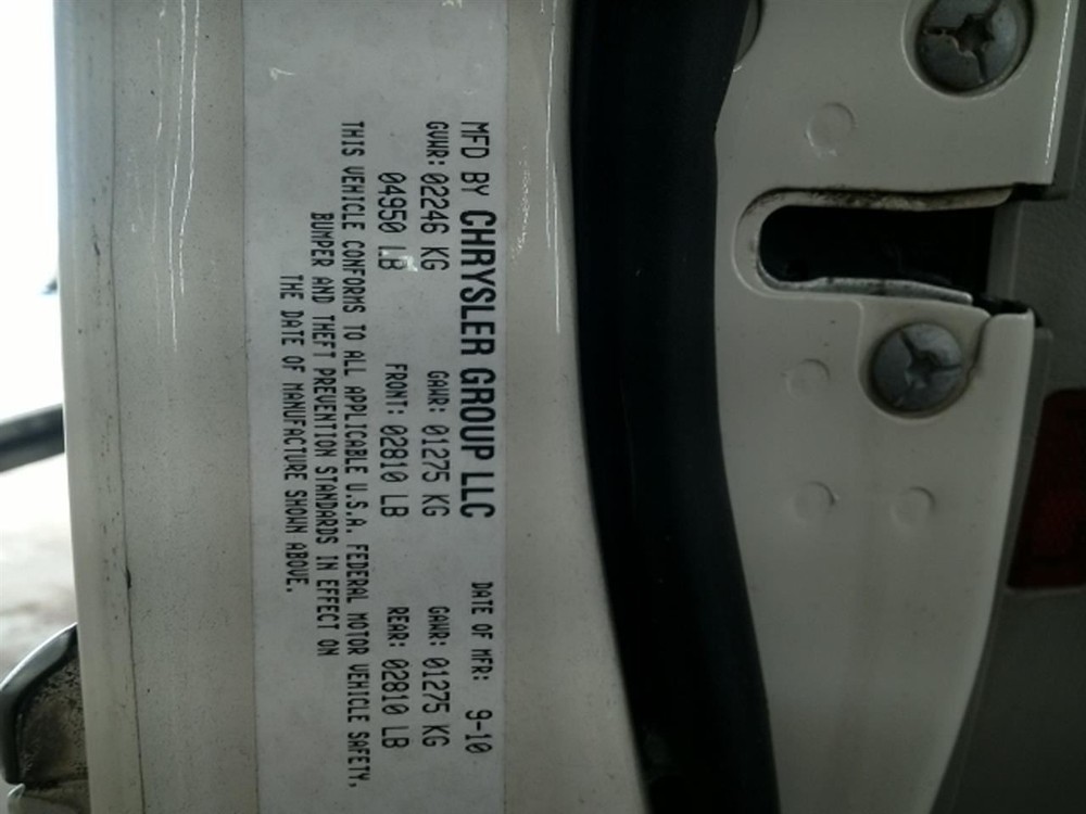 300 2010 High Mounted Stop Light 104795734