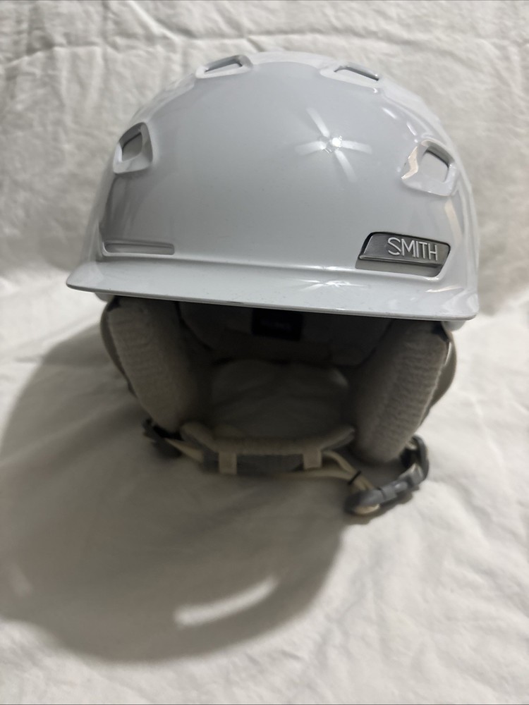 SMITH Optics Vantage Lightweight Unisex Snow Helmet - White, Small 51-55 EUC