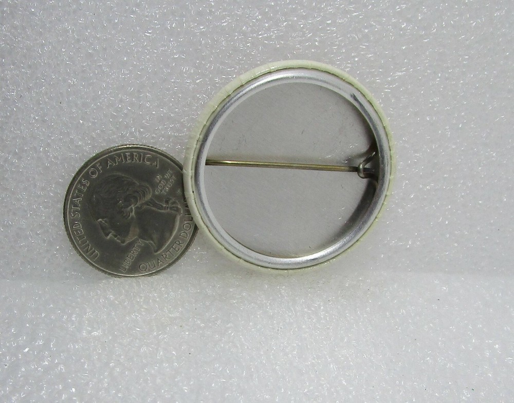 Chimo Button Pin