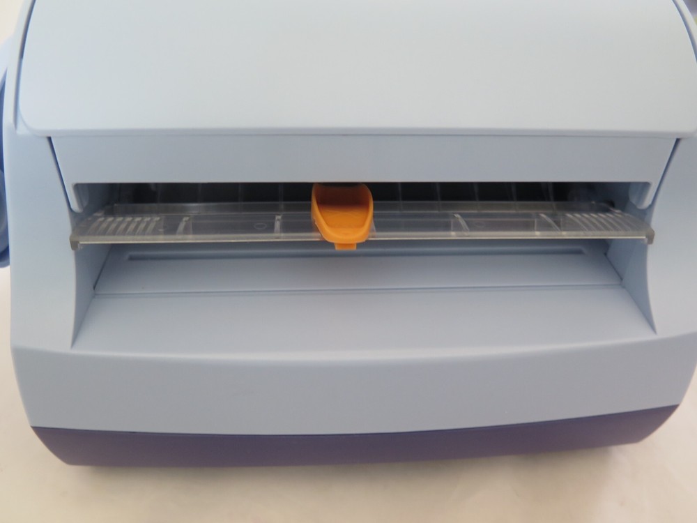 Xyron Model 503 Laminator & Magnet Maker in Box