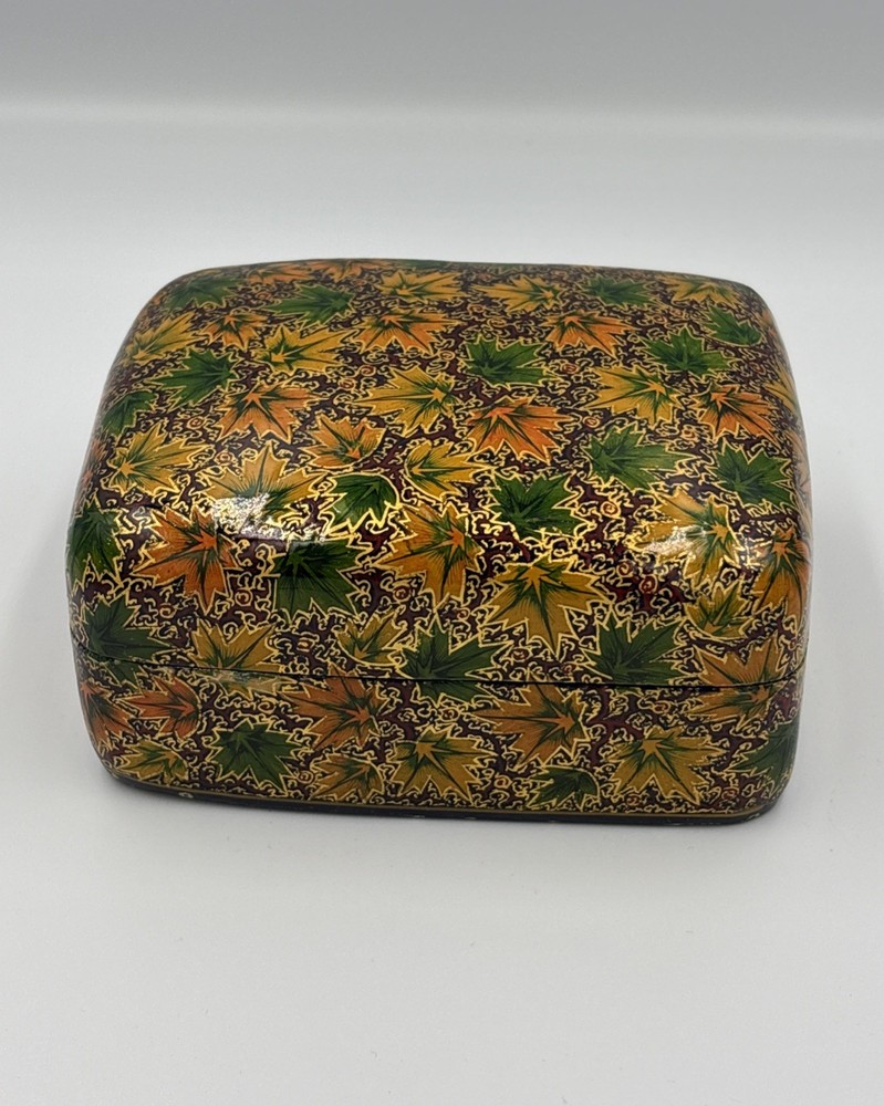 Kashmir India Lacquer Trinket Box 4.5”x3.75”x2.25”