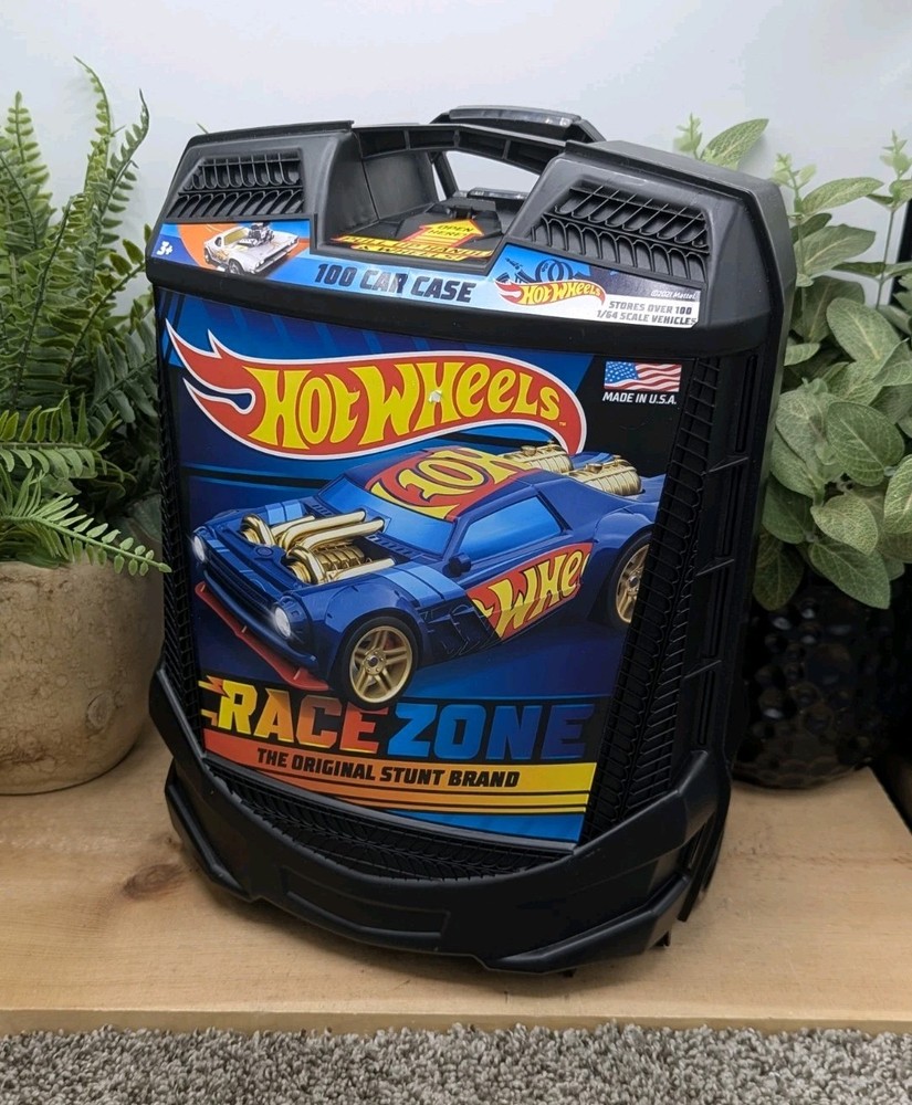 Hot Wheels Collectable Carrier Pull Up Handle 100 Car Plastic Case + Free Gift