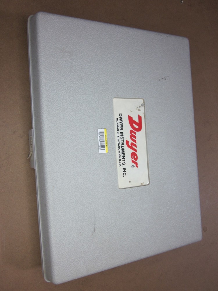 Dwyer Thermo Anemometer 471 w/case
