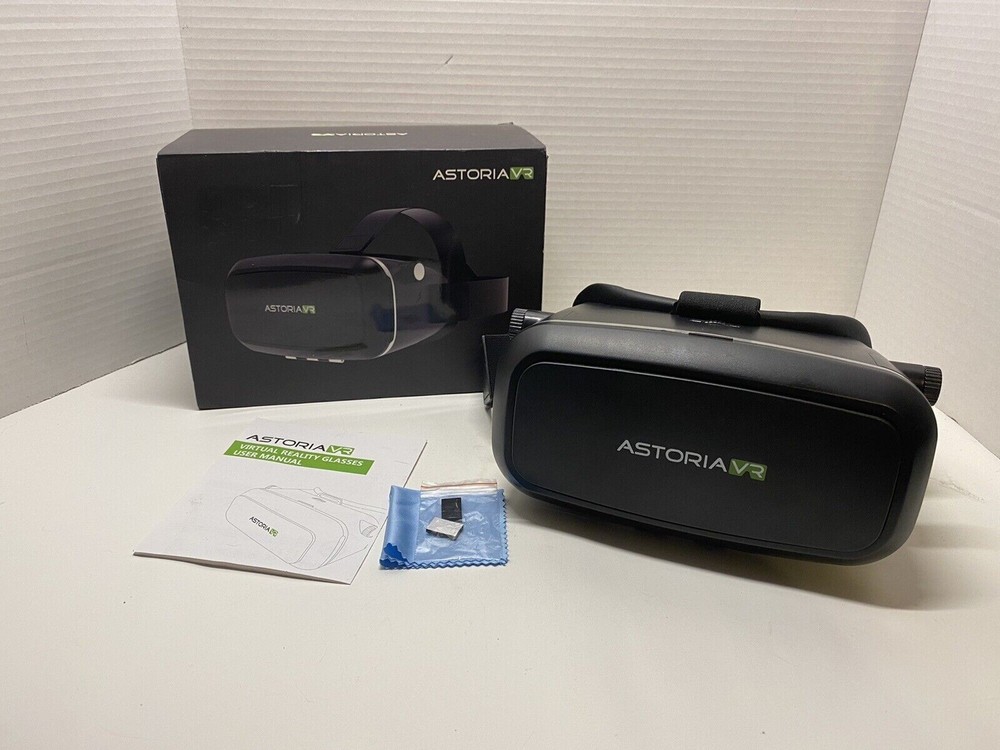Astoria VR Virtual Reality Headset for Smartphone 3.5"–6" – Open Box