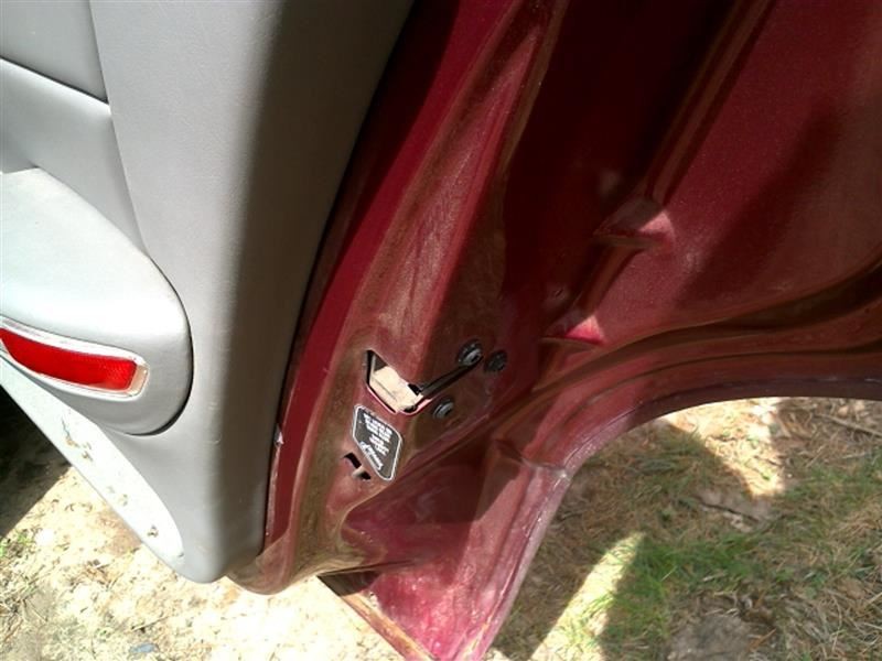 Passenger Right Rear Door Latch Fits 98 Deville 2987908