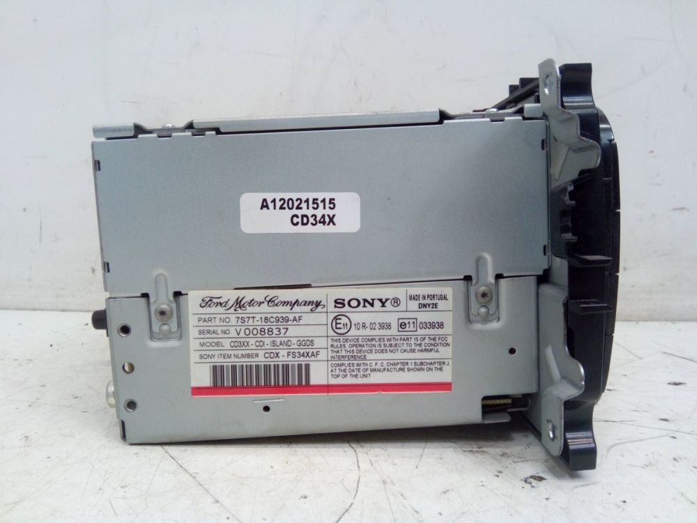 Radio/CD Changer Combination Code Pas Available. For Ford Mondeo IV