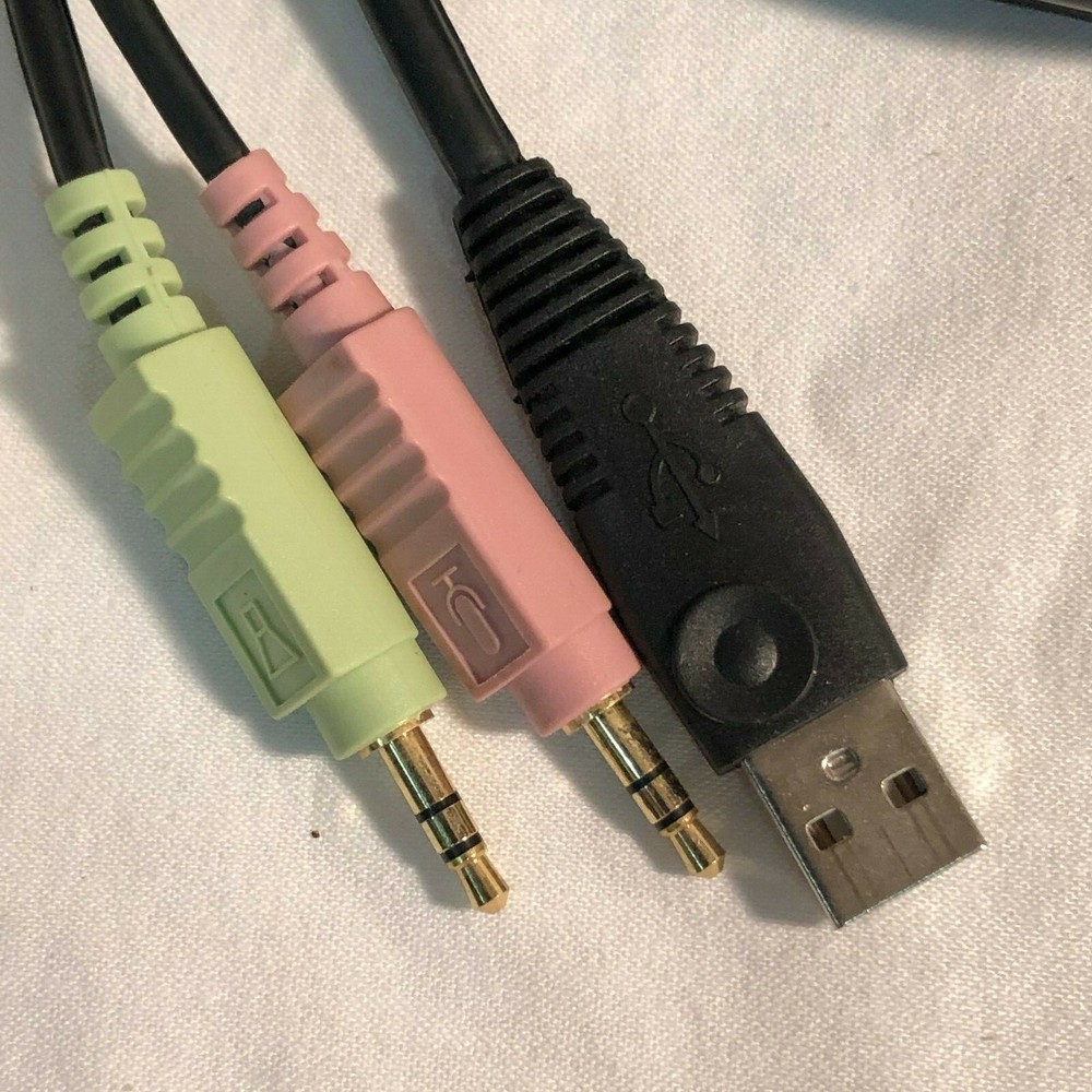 Startech.com 6 ft 4-in-1 USB DVI KVM Cable with Audio and Microphone USBDVI4N1A6