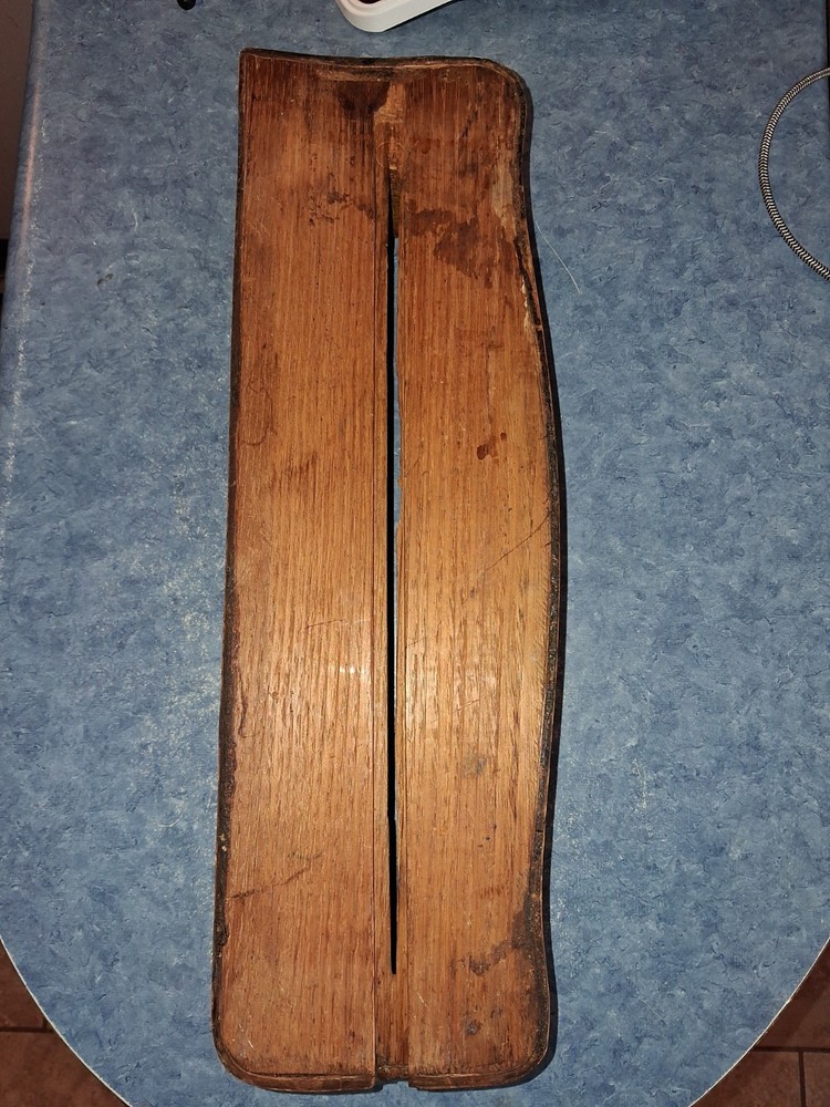 VINTAGE TREDDLE SEWING MACHINE DRAWER WITH CURVE NICE CONDITION!