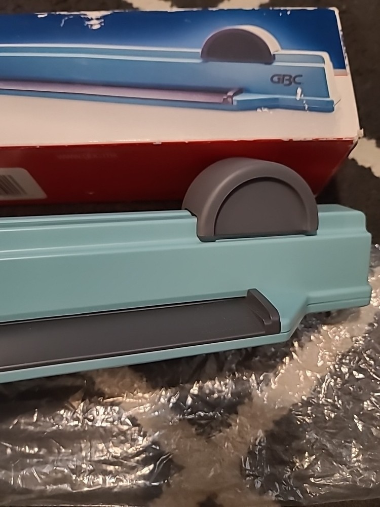 GBC Proclick P50 Personal Punch Proclick - 110 Sheet[s] Manual Binding Machine
