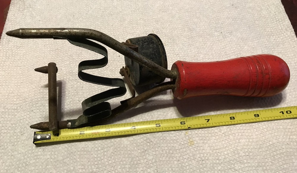 Vintage Washburn Hand Held Battery Cell Tester