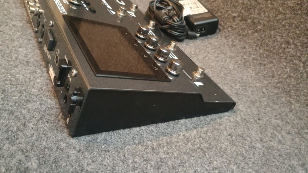 Boss GX-100 Guitar Effects Processor