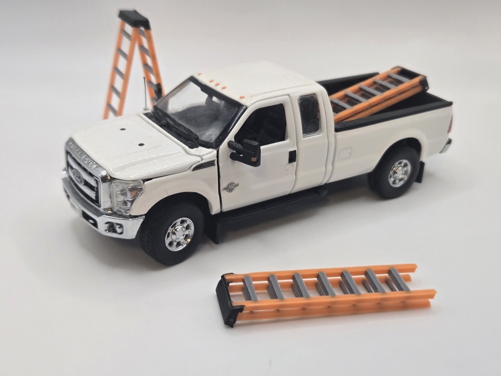 1/50 Scale Posable 8' Step Ladder *3 Pack*