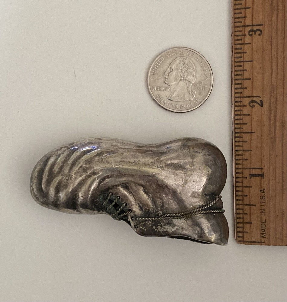 Antique SILVER TRINKET BOX - Worn SHOE / Hidden Compartment (5I11)