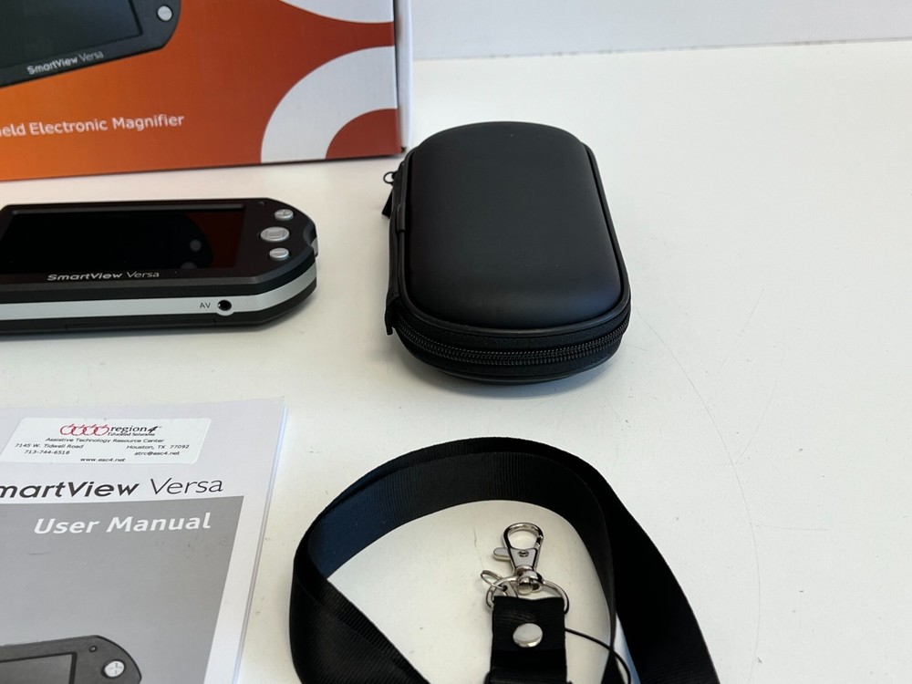 Humanware SmartView Versa Handheld Electronic Magnifier - Read Condition