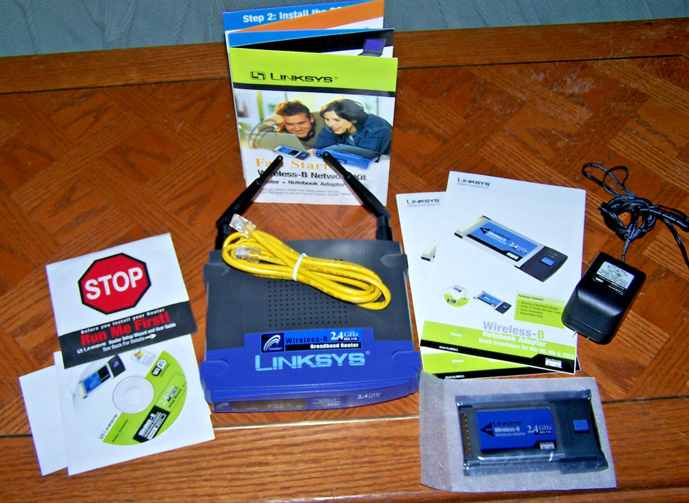 LINKSYS Fast Start WIRELESS-B NETWORK KIT - Router & Notebook Adapter - Ver.4