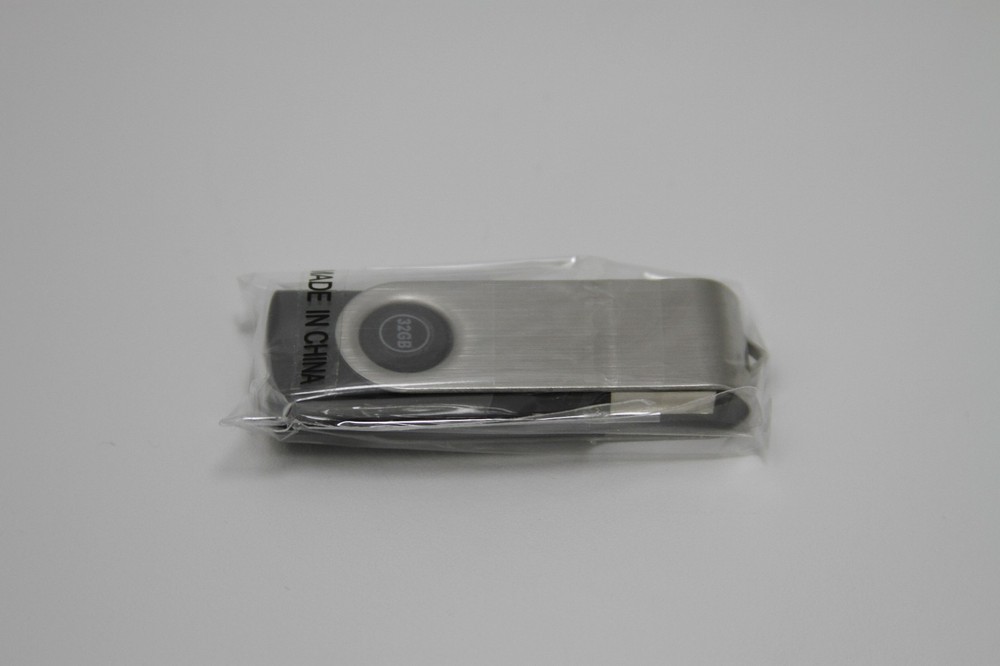 USB Flash Drive 32GB - Unbranded - USB 2.0 - FAT32 Format for Multimedia