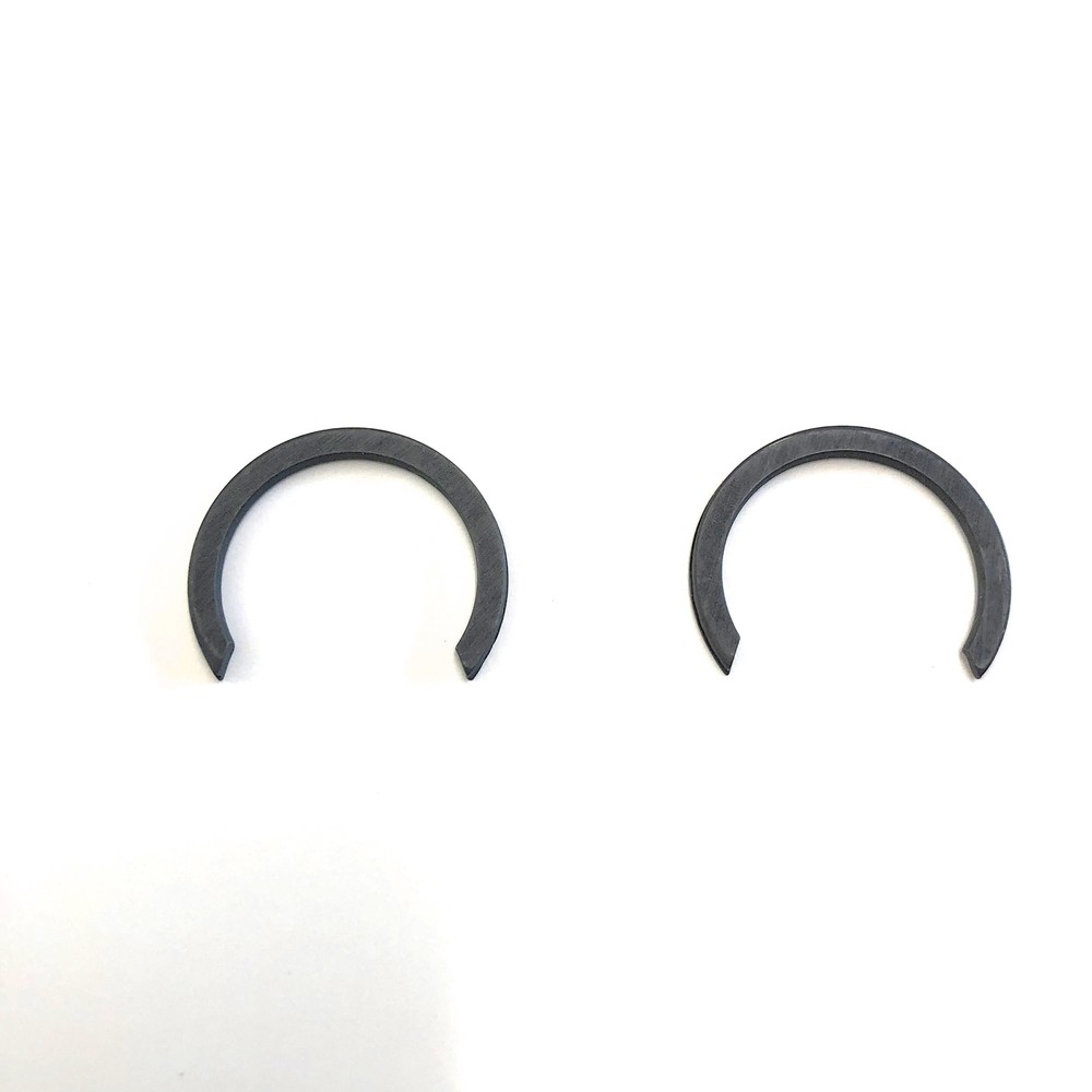 QTY 2 - FRONT AXLE C-CLIPS (OEM) - SAMURAI '80-'95