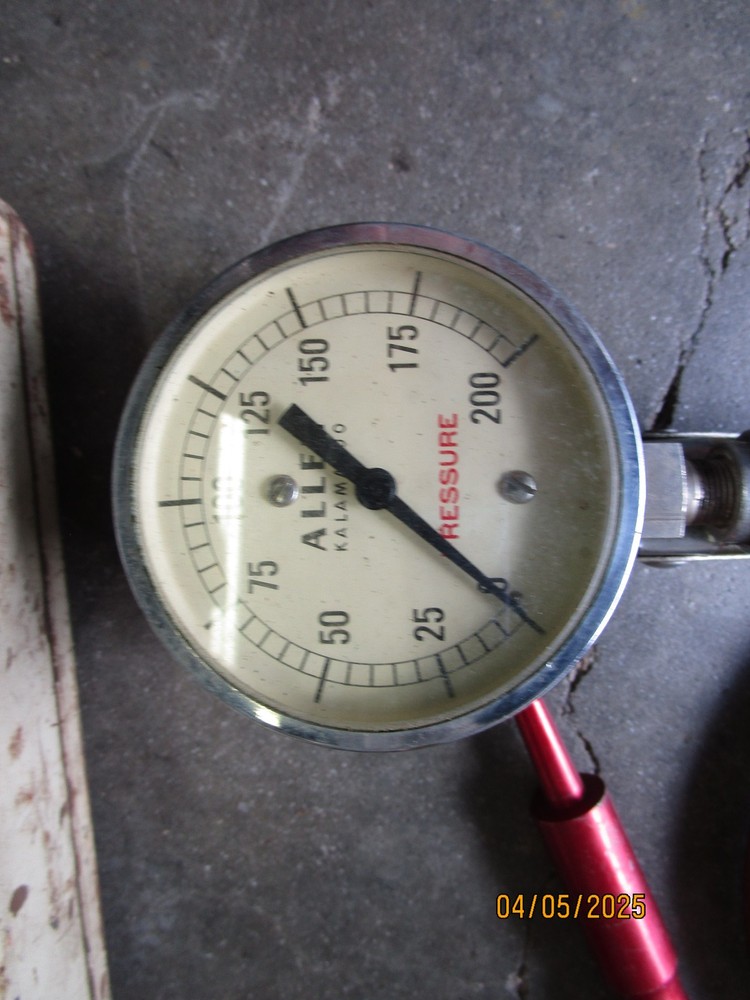 Vintage Allen USA Compression Tester w Box