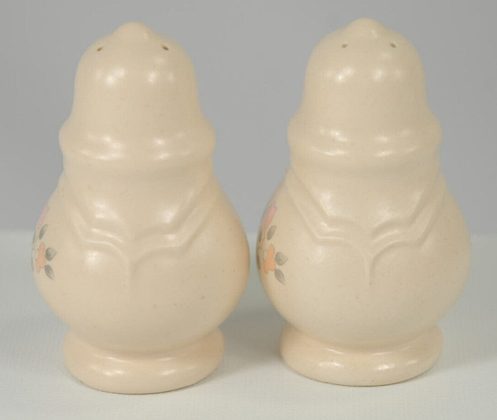 Pfaltzgraff Remembrance Salt & Pepper Shaker Set
