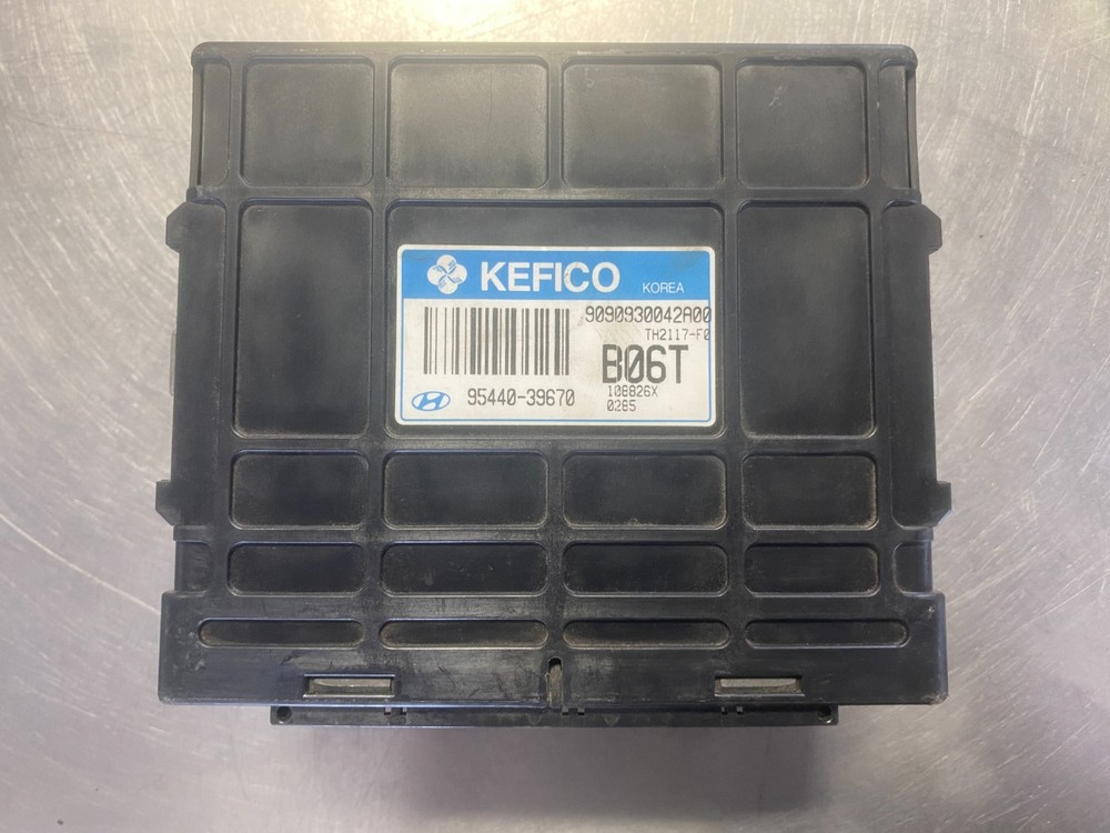 2001-2003 Hyundai Santa Fe Transmission Control Module Computer 95440-39670