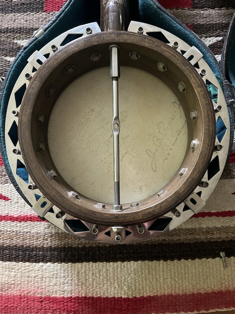 Antique Gibson UB-4 Banjo Uke