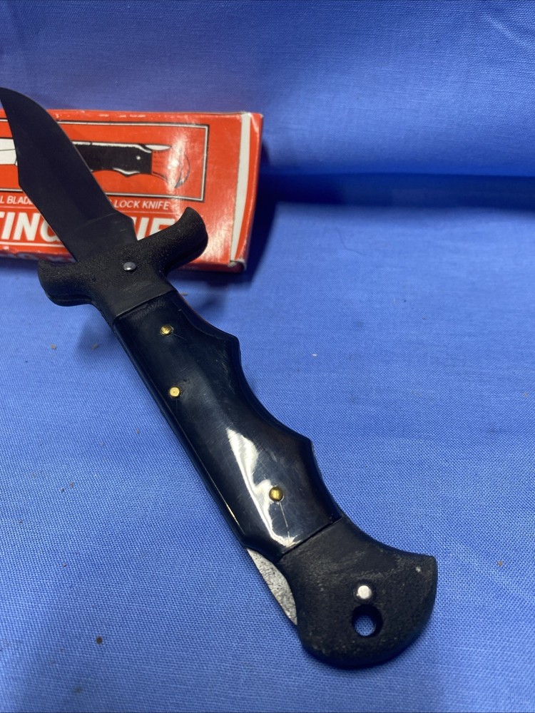 vintage folding hunting knife