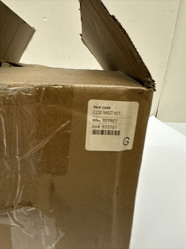 CO2 MANAGEMENT SYSTEM KIT DUAL STAGE POLY BONNET COKE