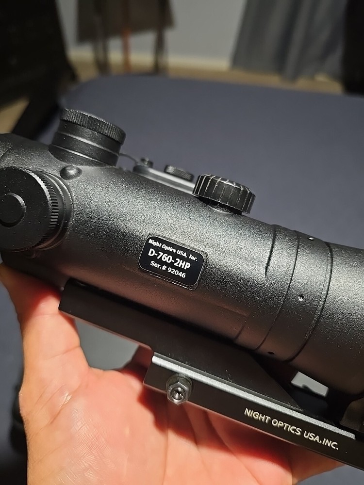 Night Optics D760