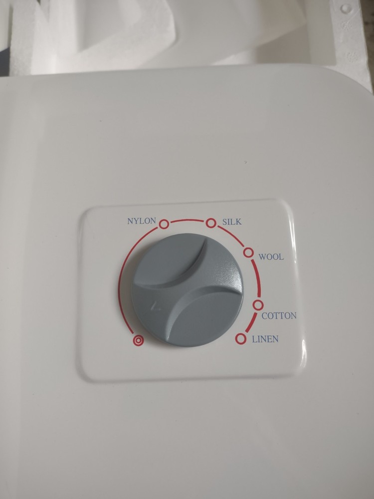 Steamfast SP-660 Fabric Steam Press OPEN BOX