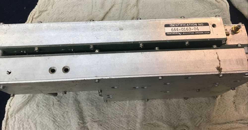 Tektronix Model: 644-0163-04 Plug Inface Module (B34)