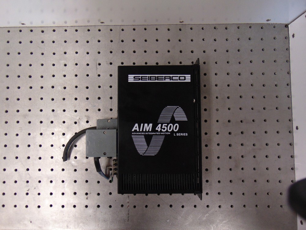 SEIBERCO AIM 4500 L SERIES SERVO CONTROLLER WITH CONNECTORS