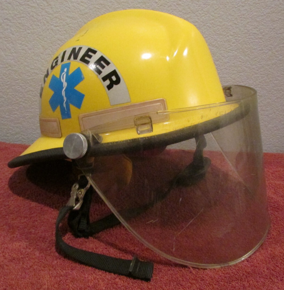 Cairns Bros. Engineer EMT Firefighter Helmet w/ Shield