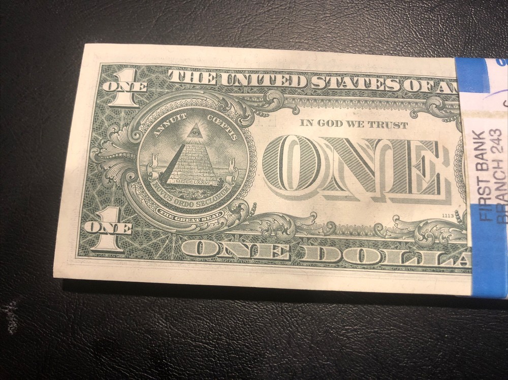 1963A One Dollar Star Bill Uncirculated Sequential Star Note ($1) UNC - 1 Note