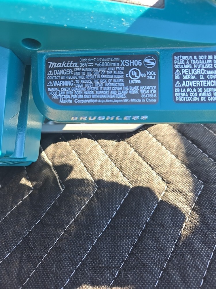 Makita XSH06 Circular Saw Tool Only