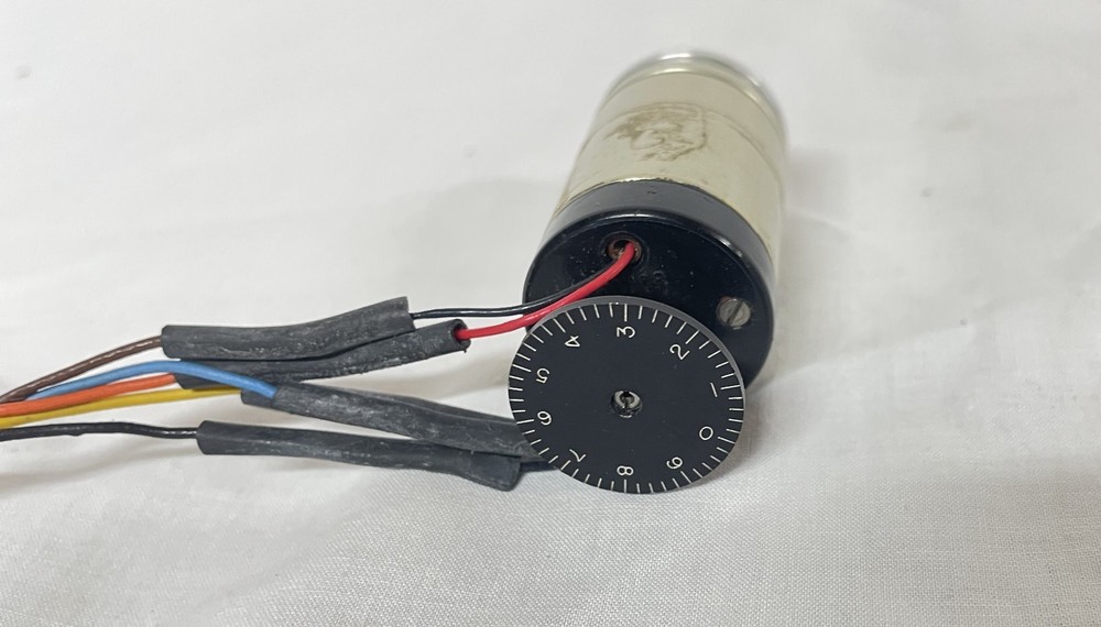 Synchro Transmitter, 4123-10, John Oster, double ended shaft