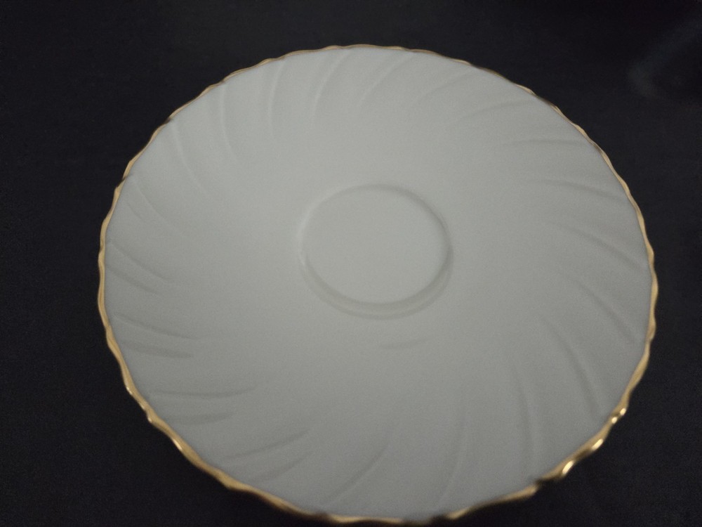 Laurent Lenox 5pc. Place Setting Gold Trim