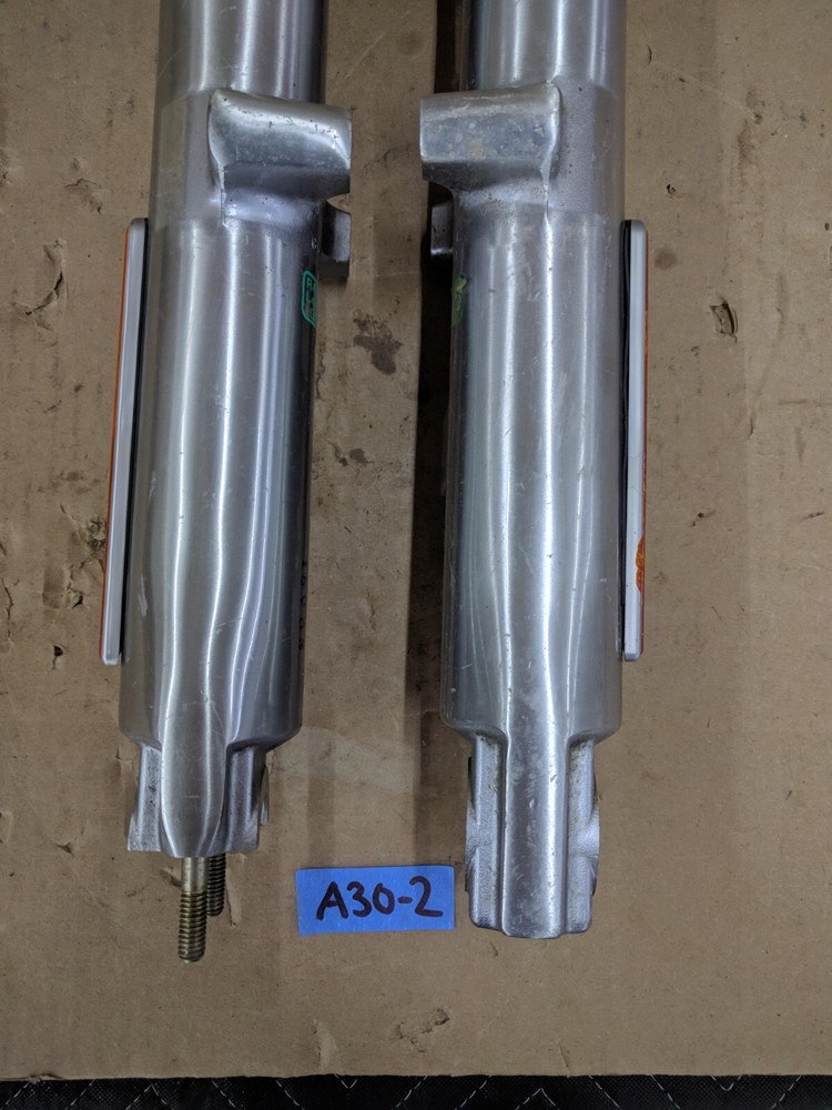 2000-2006 Harley-Davidson Softail Heritage Fat Boy Fork Lower Sliders READ