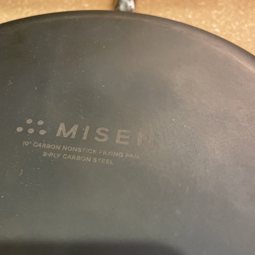 Misen Carbon Nonstick 10" Frying Pan