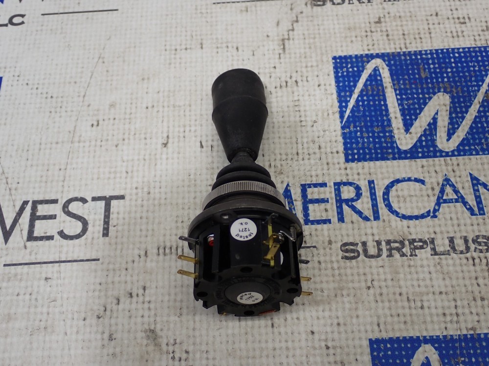 EUCHNER WKT8/4DWC1762 Joystick New
