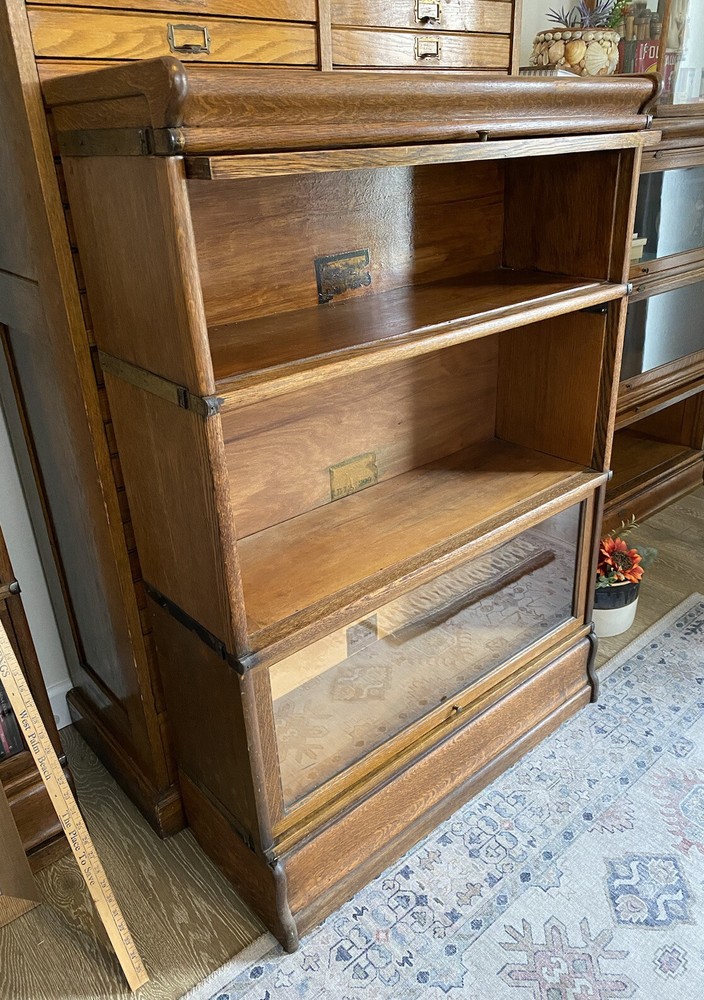 Excellent 34” Globe Wernicke Golden Oak 3 Stack Barrister Bookcase