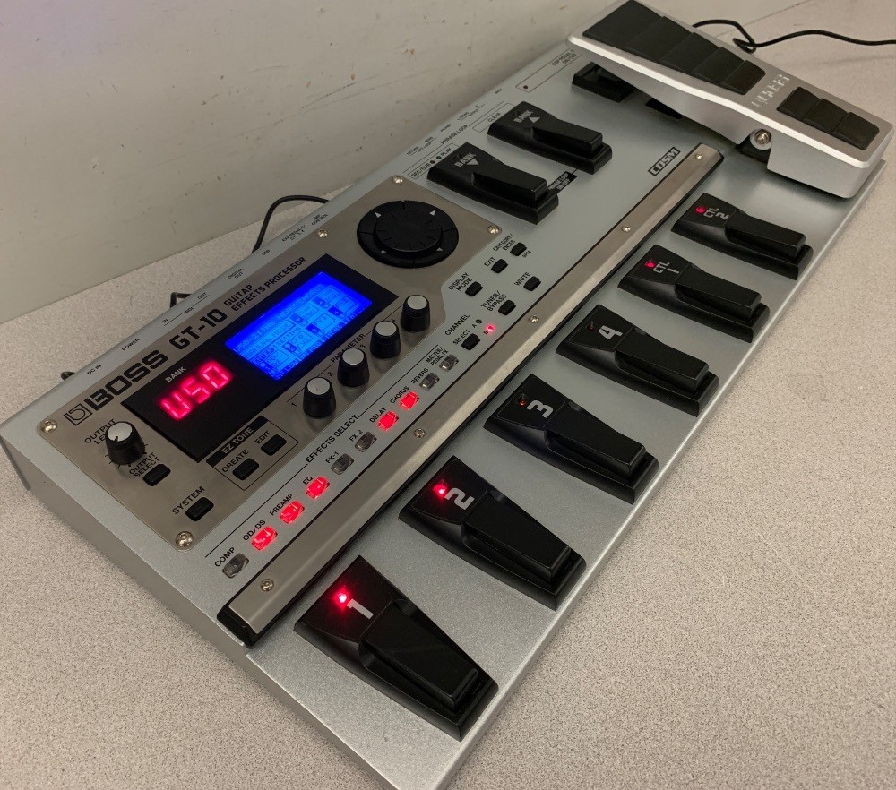 Vintage BOSS GT-10 Multi-Effects Processor Pedal w/Power adapter