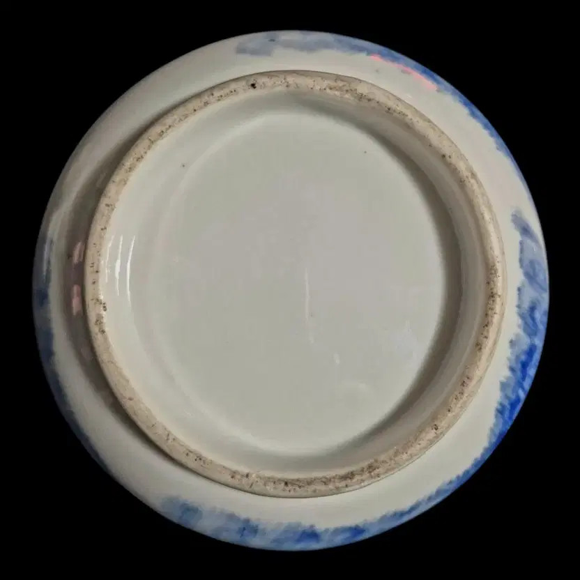 Blue Celadon Incense Burner with Sankan Samwoo Pattern - Korean Art