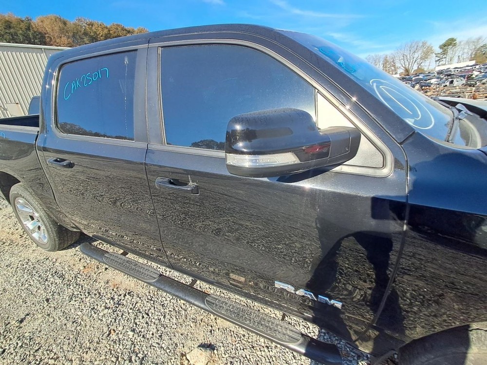 TDODR1500 2019 Glove Box 4868951