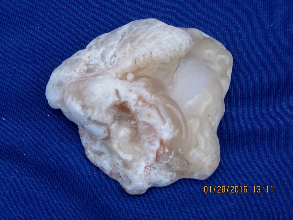 PINK ROSE AGAGTE MINERAL SPECIMENS