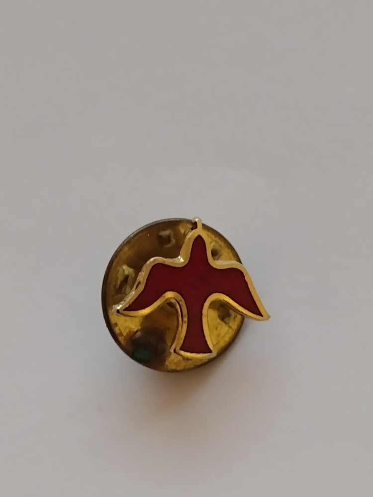 Tiny Red Dove Bird Tack Pin