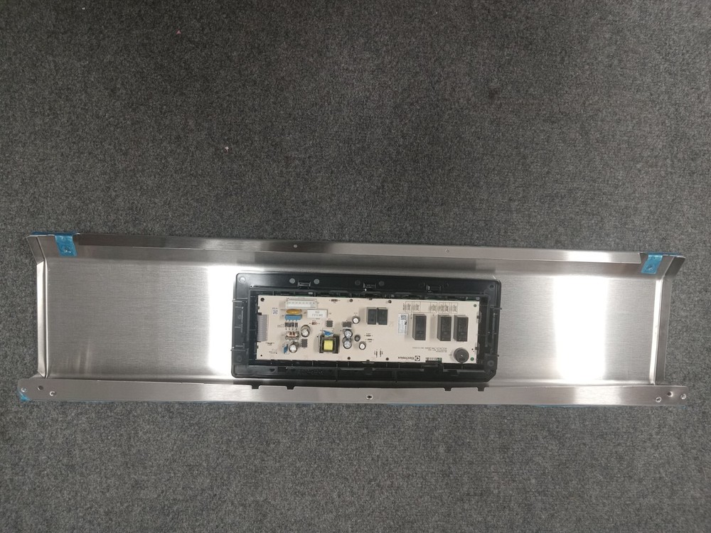 FRIGIDAIRE RANGE CONTROL PANEL for FCRE306LAF